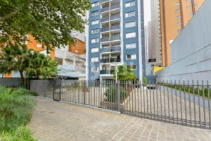 Apartamento semi mobiliado 3 quartos no Batel!