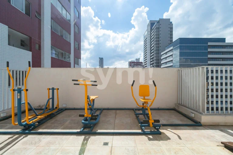 Apartamento 2 quartos, semi mobiliado no Batel!