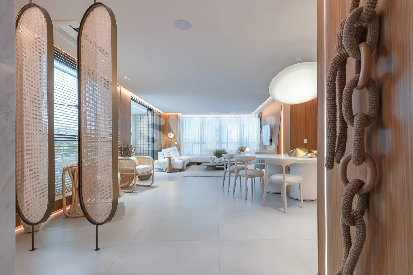 Apartamento 3 suítes no Batel