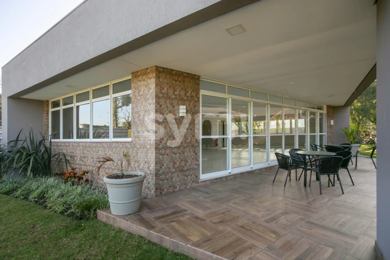 Casa espetacular com 4 suítes no Campo Comprido