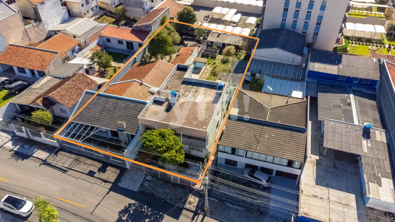 Terreno ZR4 no Santa Cândida