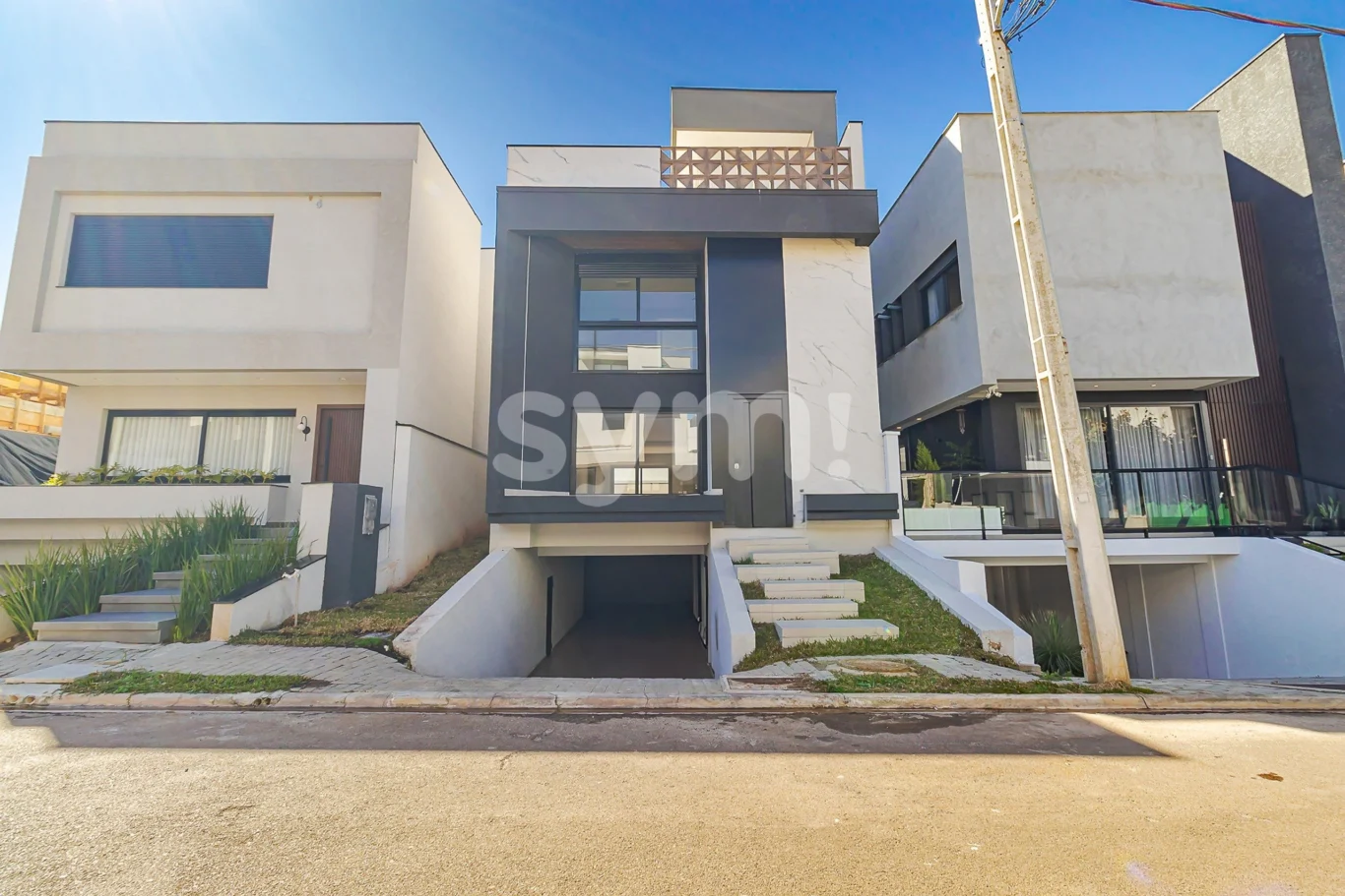 Casa nova 3 dormitórios Condomínio Santa Cândida