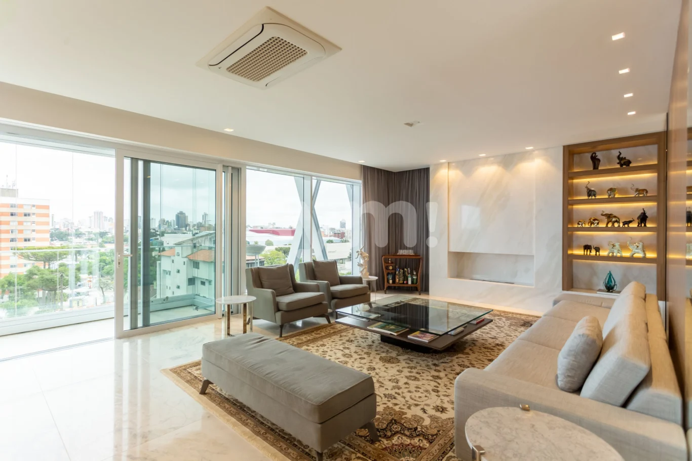 Apartamento 4 suítes no Batel - LLUM Batel