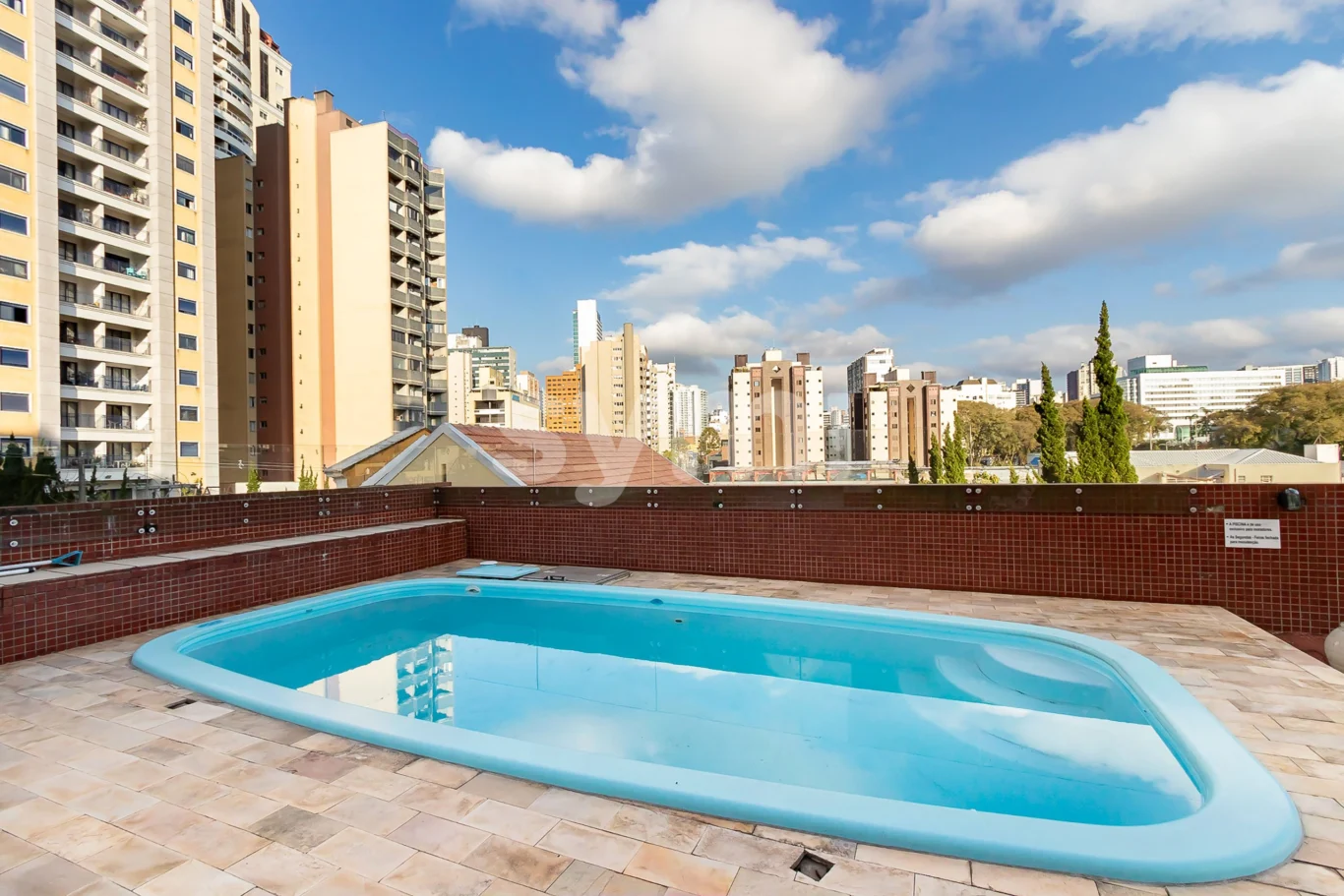 Empreendimento Batel: Edifício Lilian