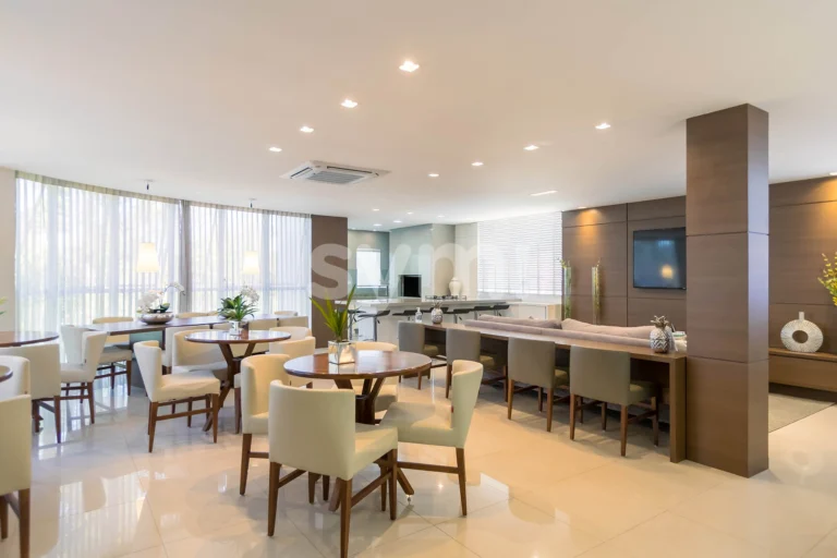 Casa em Condomínio 04 suítes Campo Comprido