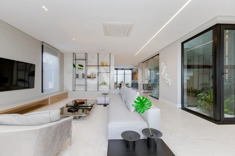 Residência Vista Alegre - 550m² - 6 Vagas