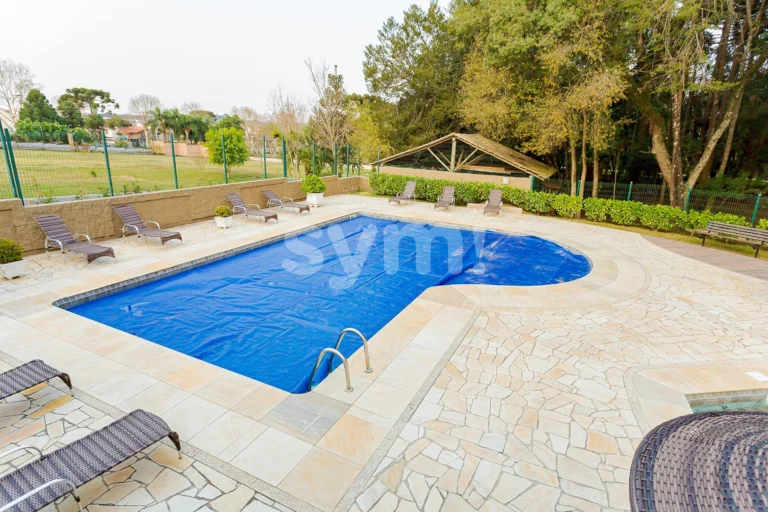 Residência mobiliada, 4 quartos, no Pineville