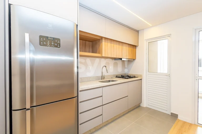 Apartamento semi mobiliado com suíte no Boa Vista!