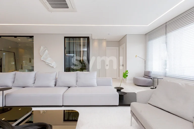 Residência Vista Alegre - 550m² - 6 Vagas