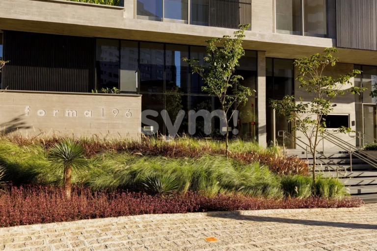 Revenda - 3 suítes e 4 vagas no Juvevê