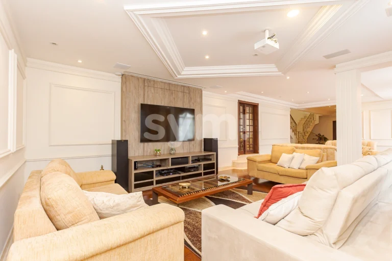 CASA IMPONENTE NO UBERABA 5 QUARTOS