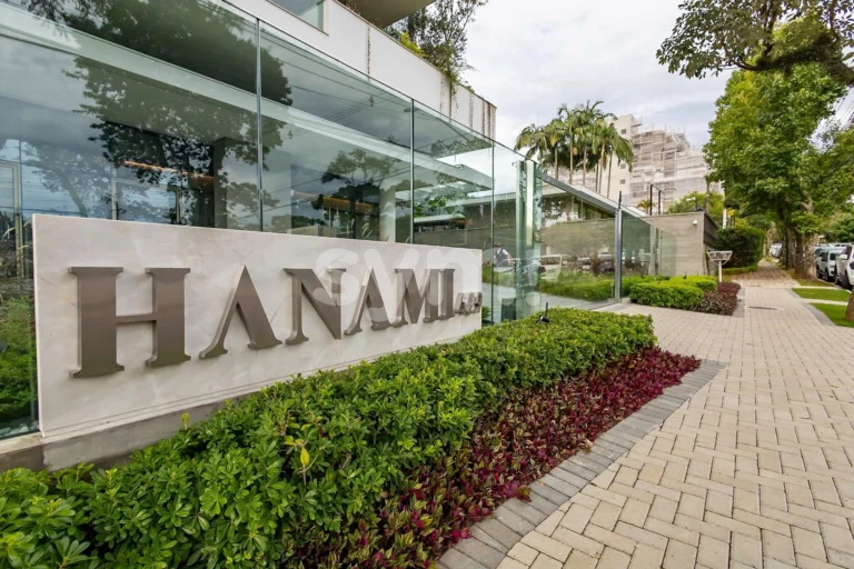 Apartamento  4 suítes no Batel