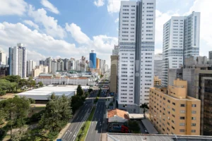 Apartamento 2 quartos, semi mobiliado no Batel!