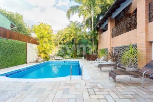 CASA IMPONENTE NO UBERABA 5 QUARTOS