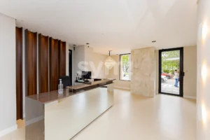 Apartamento com 2 suítes no Batel!