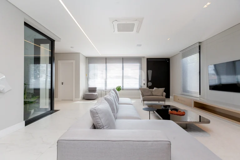 Residência Vista Alegre - 550m² - 6 Vagas