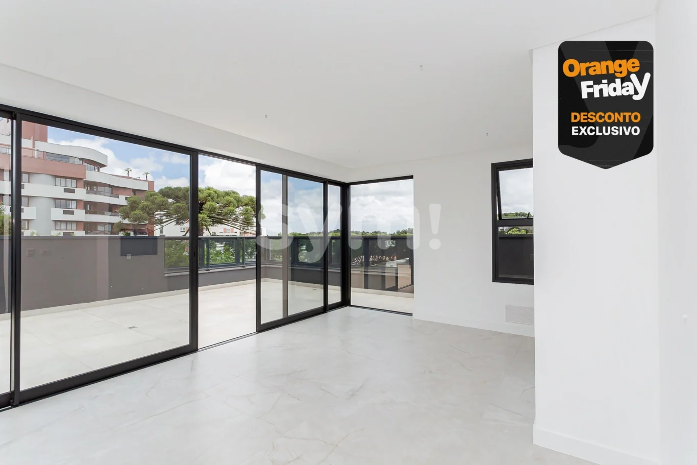 Cobertura com 4 suítes e ótima localização