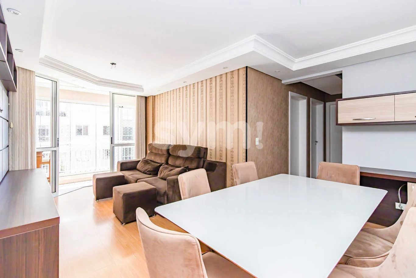 Apartamento mobiliado com 3 quartos no Rebouças!